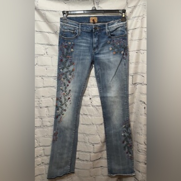 DRIFTWOOD Denim - Sundance DRIFTWOOD Floral Embroidered Jeans - size 27
